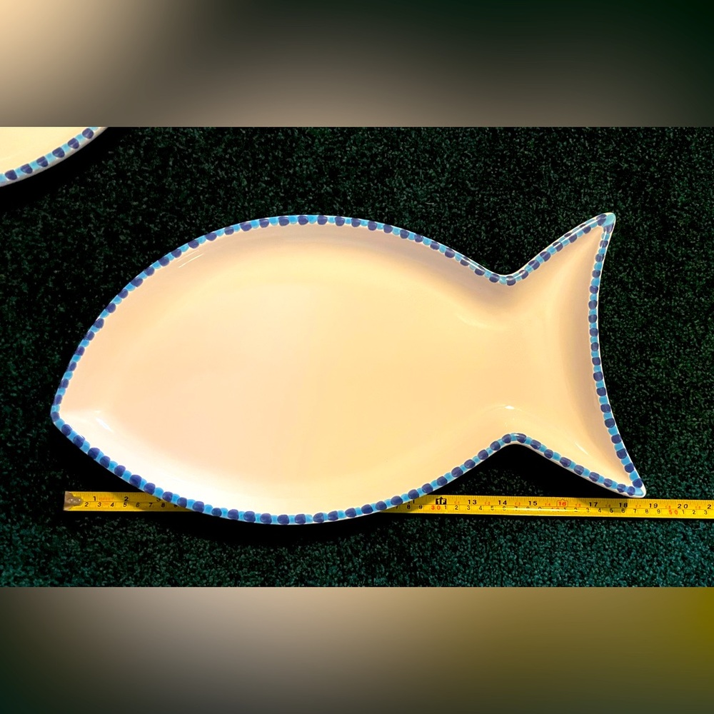 18" Ceramic Fish-Shaped Serving Platter - White with blue trim.